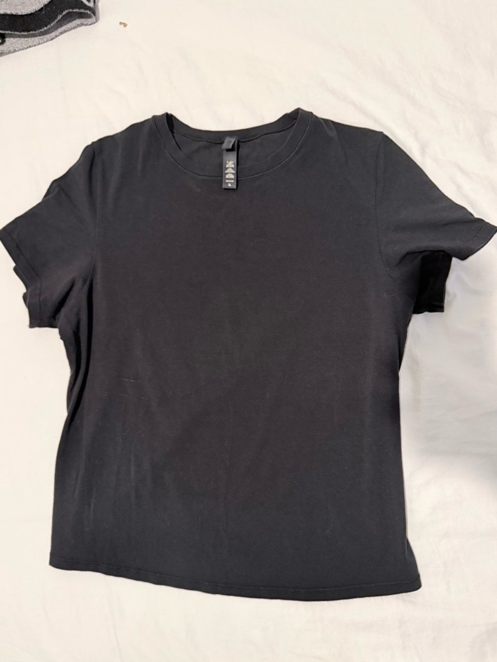 SKIMS Black Short Sleeve Crewneck Tee XL